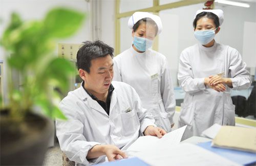 关于安定医院擅长的科室黄牛随时帮患者挂号的信息